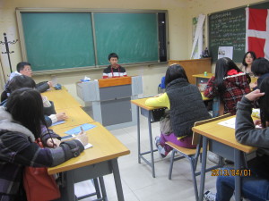 太阳成集团tyc41183团总支学习十八大